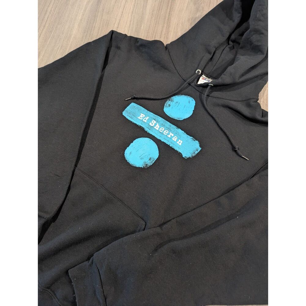 Ed Sheeran "Divide: Men's Graphic Pullover Hoodie Sweatshirt Black Size L